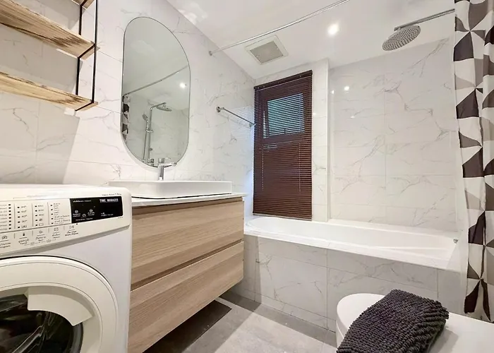 Bts Nana Stop 54 Sqm Bangkok